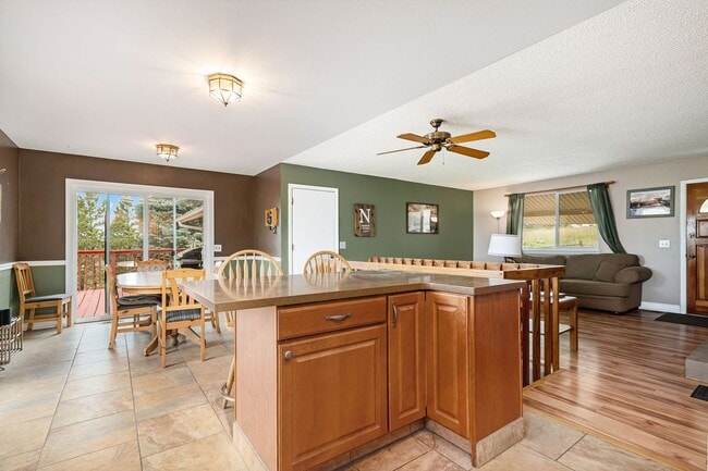 Building Photo - 12773 N Tenderfoot Trail