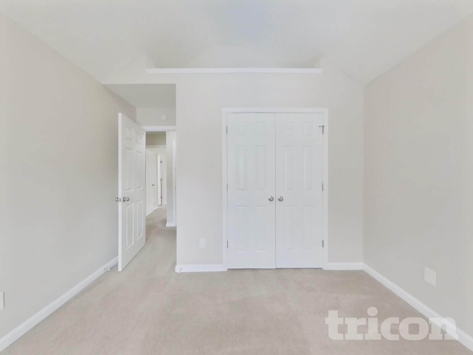 Building Photo - 1099 Sugarcreek Way