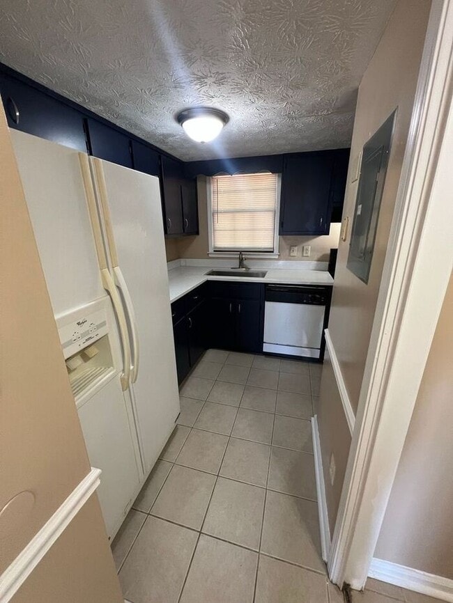 Building Photo - !!!WARNING: AVOID SCAMS CONFIRM RENTAL AT ...