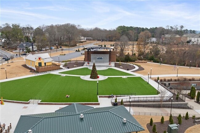 Building Photo - 2790 Sardis St