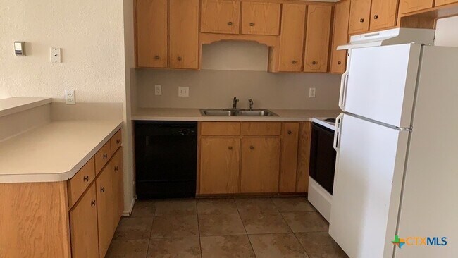 Building Photo - 4408 Deek Dr