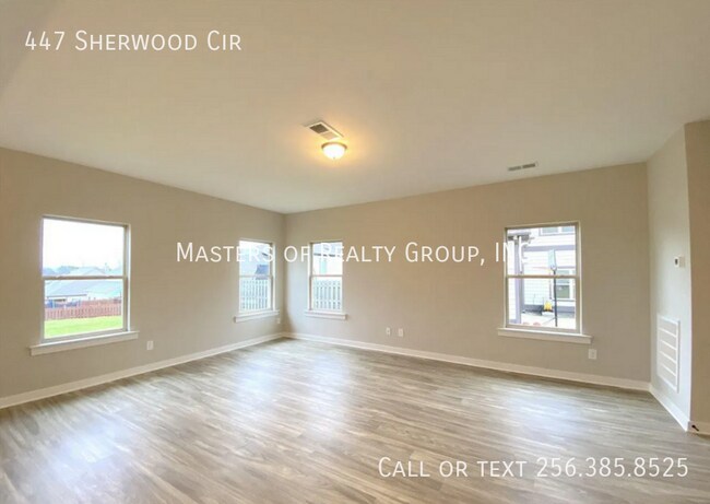Building Photo - 447 Sherwood Cir