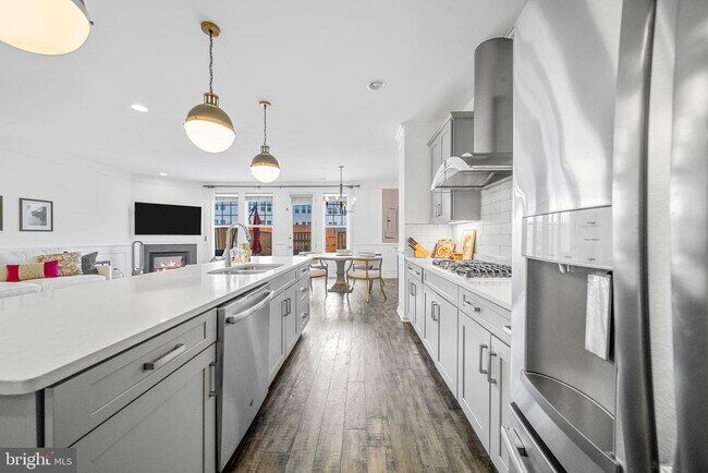 Building Photo - 23611 Rose Leigh Terrace