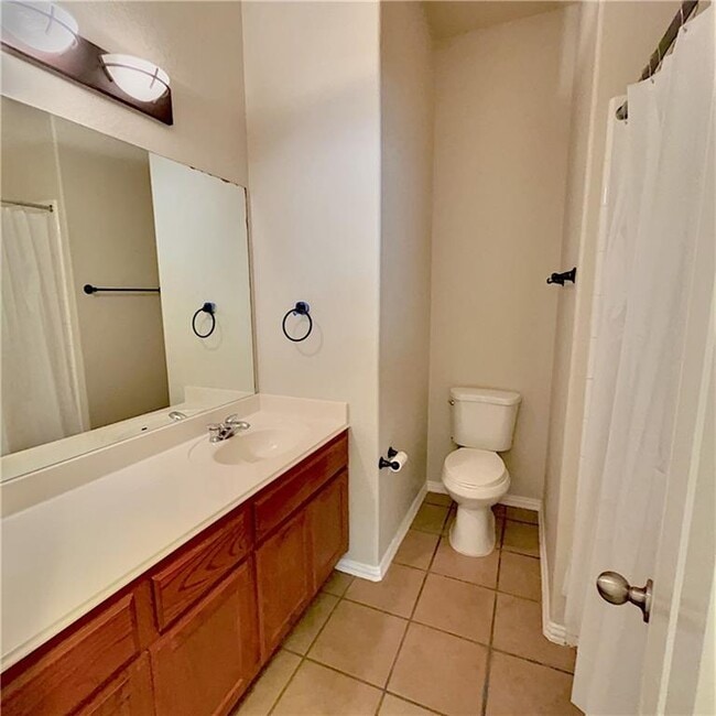 Building Photo - 2605 Shanty Creek Pl