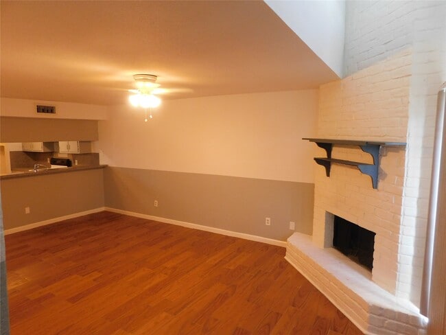 Building Photo - 9200 W Bellfort Ave