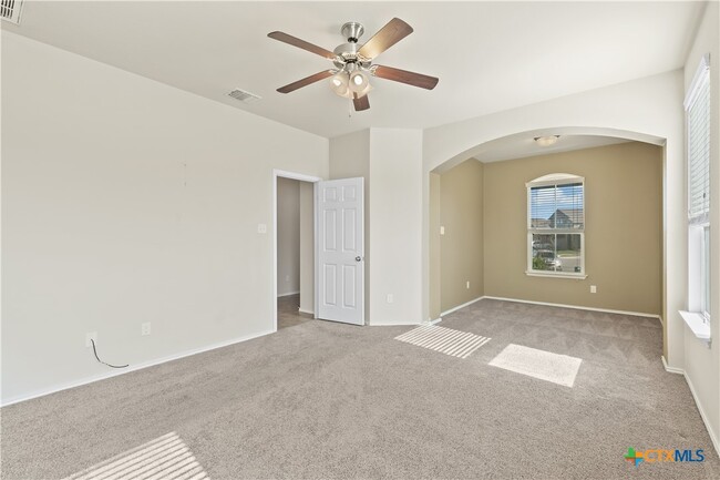 Building Photo - 9703 Raeburn Court
