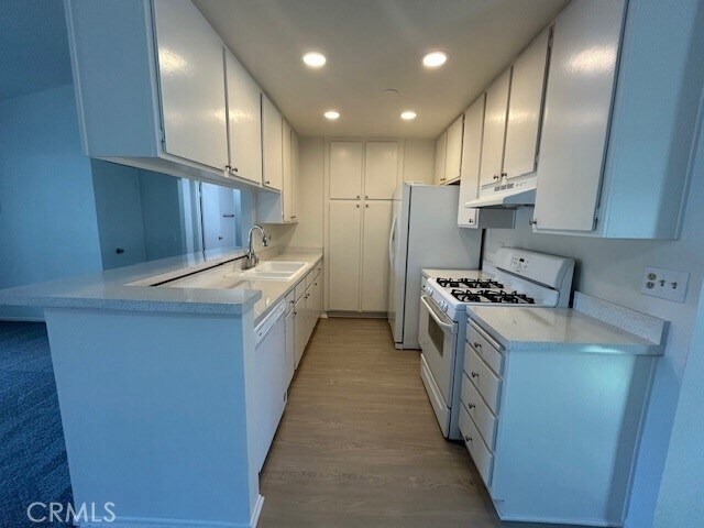Building Photo - 74533 Sagebrush Dr