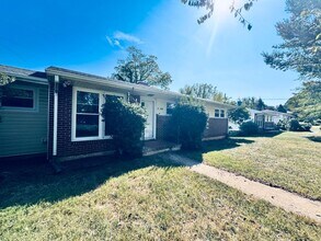 Building Photo - 1000 Sandusky Dr