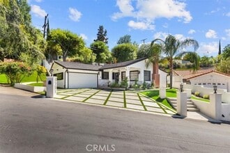 Building Photo - 5201 Sale Ave