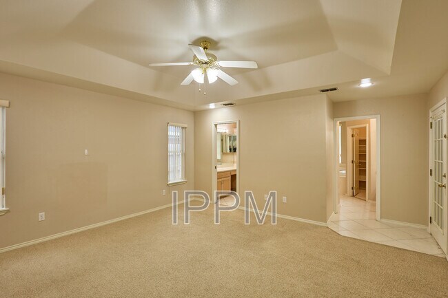 Building Photo - 1309 Summerfield Ln