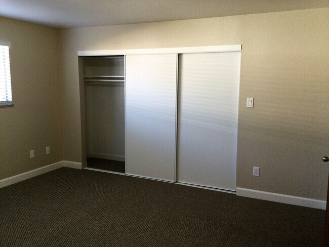 Building Photo - Parcel 4