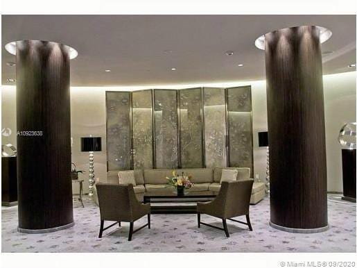 Building Photo - 17201 Collins Ave