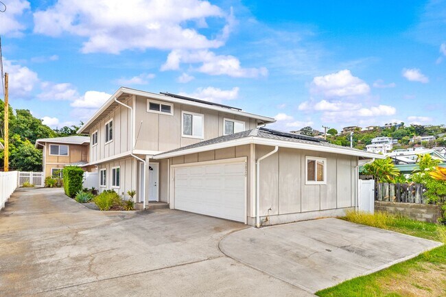 Primary Photo - Spacious 3 Bedroom, 2.5 Bath Single Family...