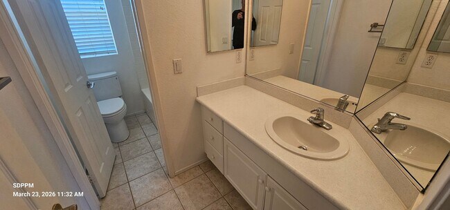 Building Photo - CARMEL VALLEY / SAN DIEGO - Torrey Hills Nice 4 Bedroom / 2.5 Bath House.  AVAILABLE NOW!