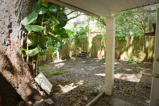 Building Photo - 2619 Marble Ave