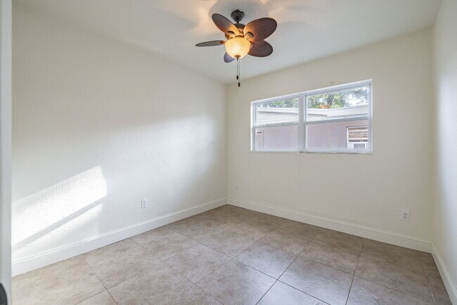 Building Photo - 2533 N Habana Pl