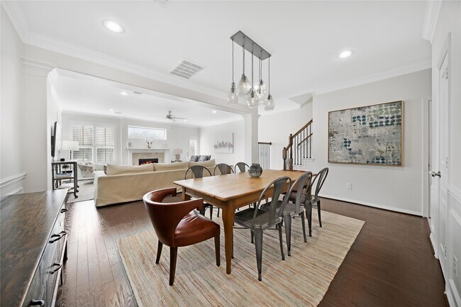 Building Photo - 5309 Larkin St