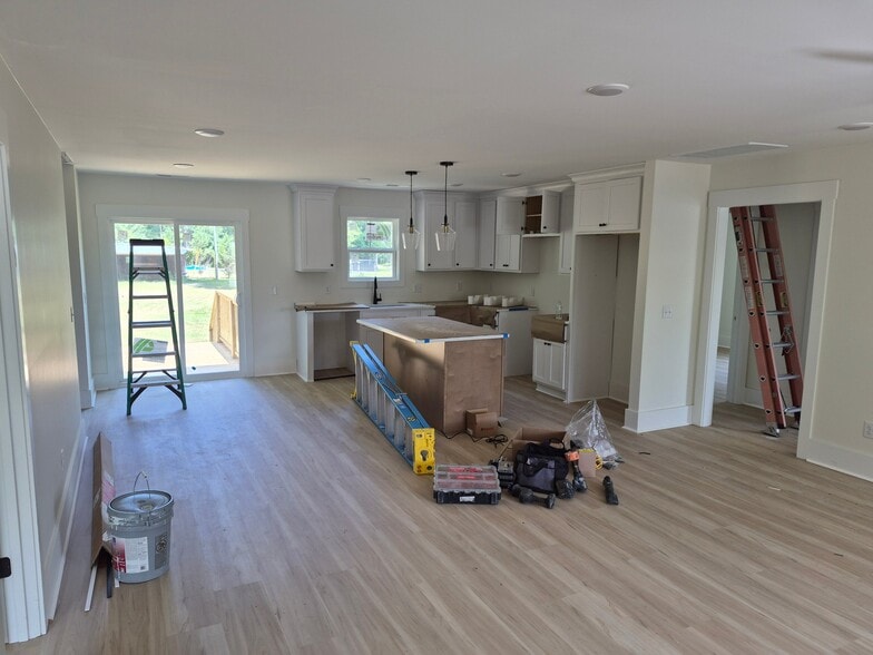 Building Photo - 2360 Malmo Loop Rd NE