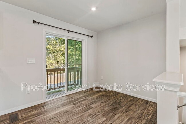 Building Photo - 95 Manilla Cir