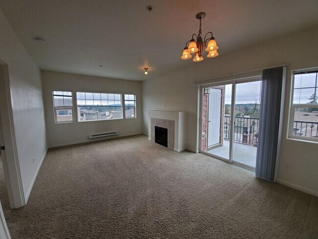 Building Photo - Cedar Mill 2 BR with terrific view