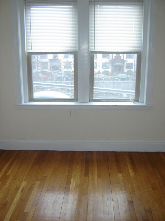 Building Photo - 1715- Commonwealth Avenue