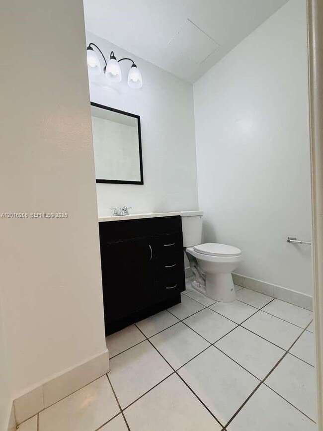 Building Photo - 9150 NW 38th Dr