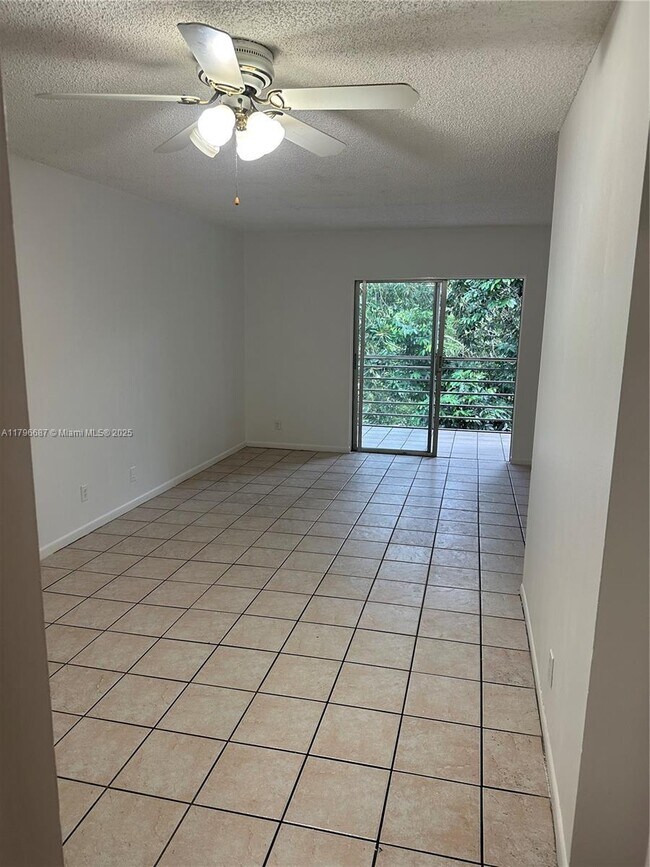 Building Photo - 4394 NW 9th Ave