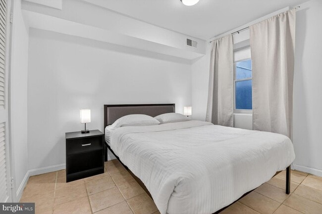 Building Photo - 1339 Corcoran St NW