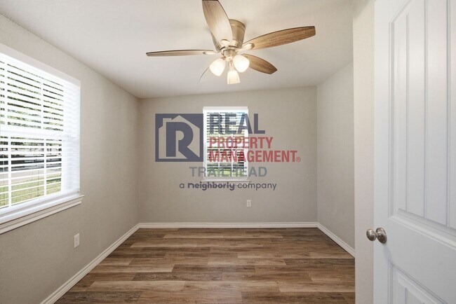 Building Photo - Updated 3-Bedroom Home Near Tarleton State University