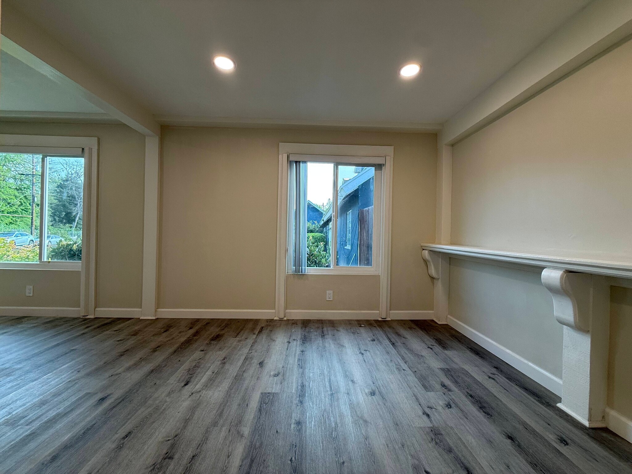 Dining room - 5343 Lemp Ave