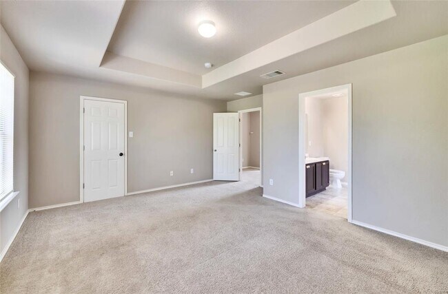 Building Photo - 11716 Channing Dr