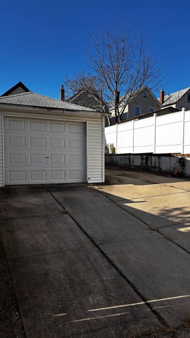 Building Photo - 86-08 144th St