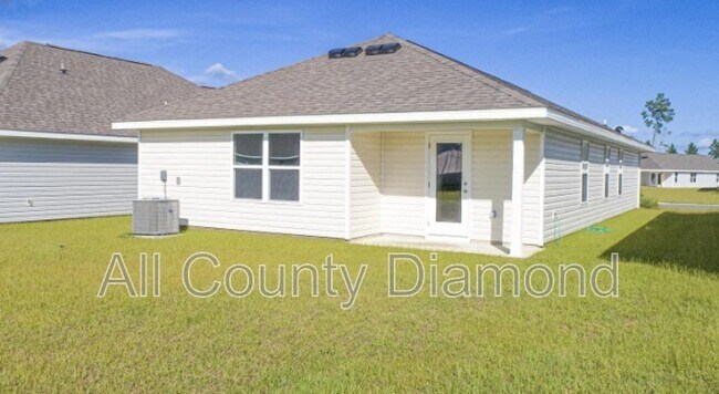 Building Photo - 6615 Kettles St