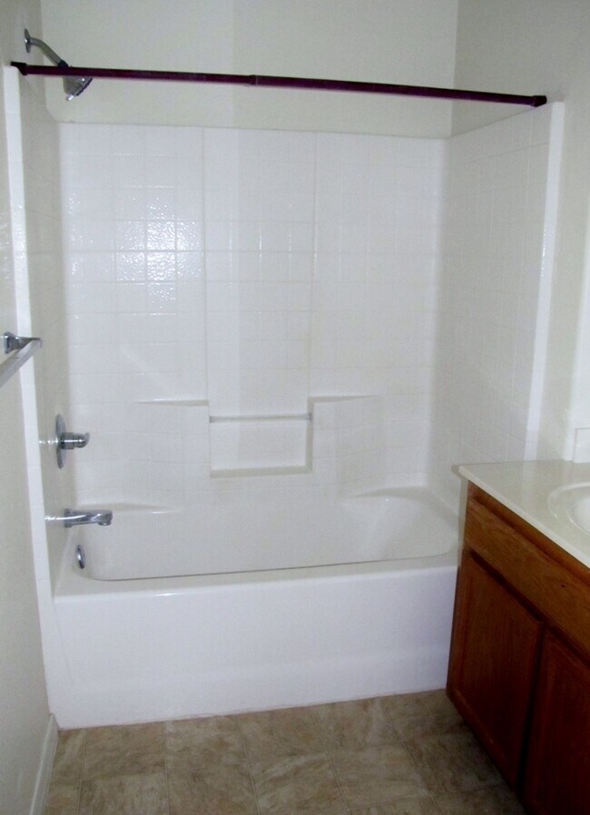 Building Photo - 2BR/2BA, 1024 sq.ft.downstairs condo in Sierra Vista, AZ