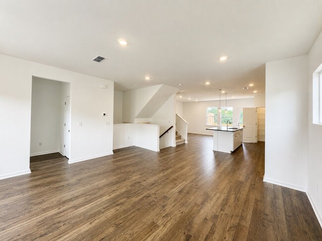Building Photo - 2837 Rosehall