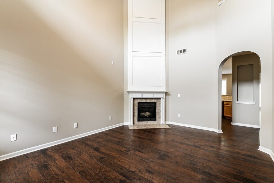 Building Photo - 361 Grayson Way