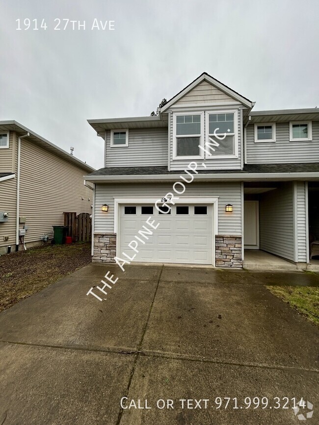 Building Photo - End Unit Townhome in Forest Grove