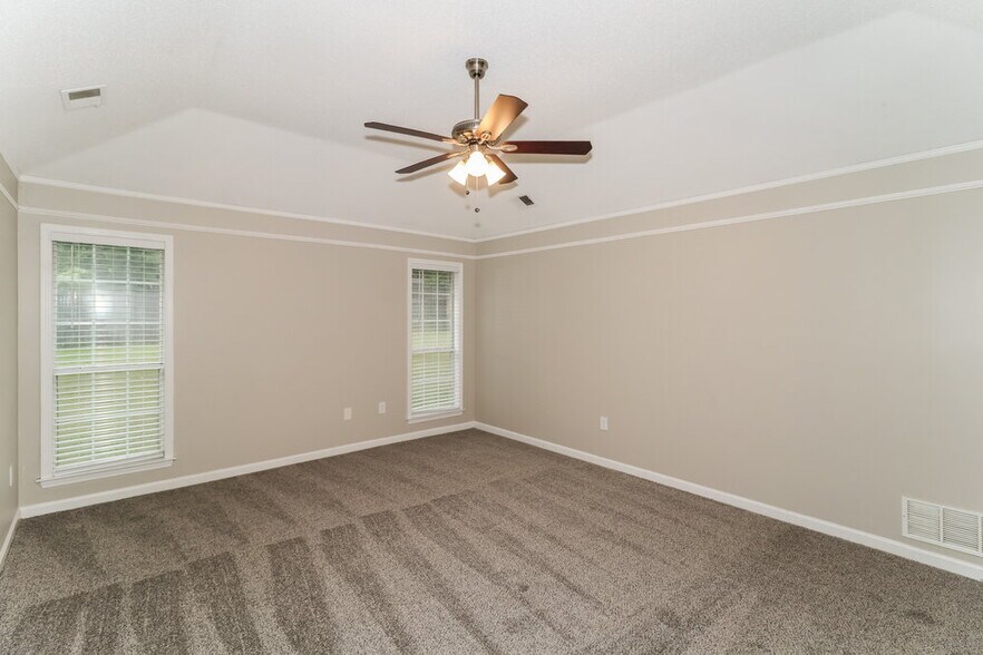 Building Photo - 6743 Hare Run Ln