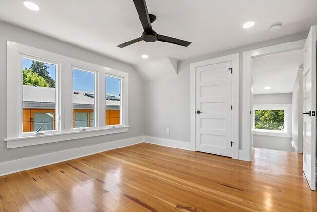 Building Photo - Stunningly Remodeled 1905 Beauty w/ AIR CO...