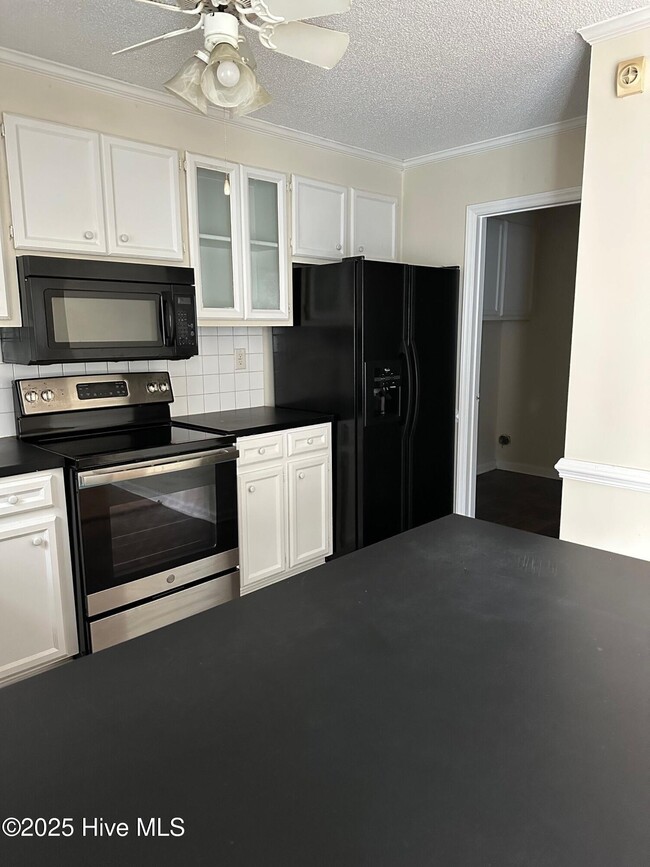 Building Photo - 3959 Sterling Pointe Dr