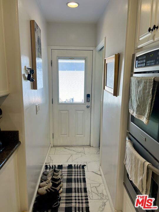 Building Photo - 8404 Newlin Ave