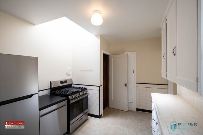 Building Photo - Outer Mission: Single Family Home w/ Bonus...
