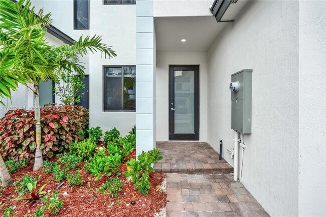 Building Photo - 13642 SW 157th Pl
