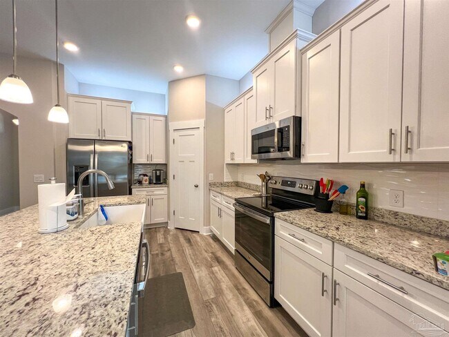 Building Photo - 5686 Dunridge Drive