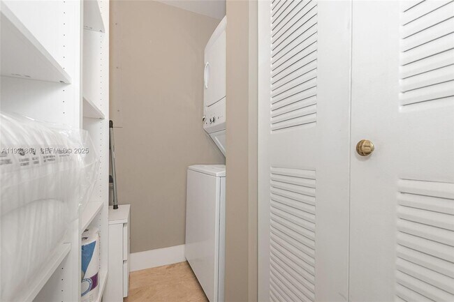 Building Photo - 17555 Atlantic Blvd