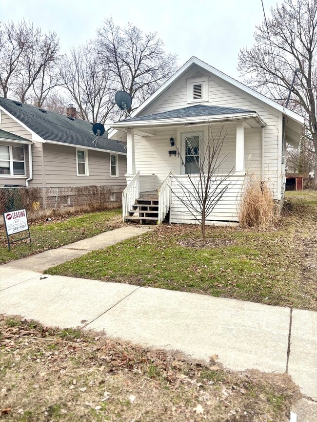 Building Photo - 1351 N Jenison Ave