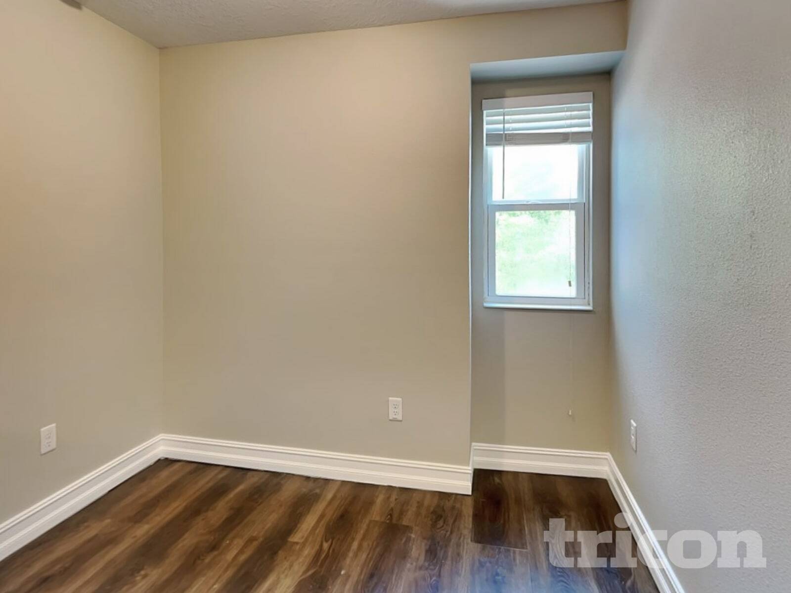 Building Photo - 12418 Field Point Way