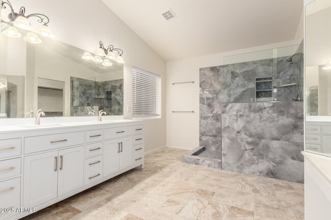 Building Photo - 15655 N Cabrillo Dr