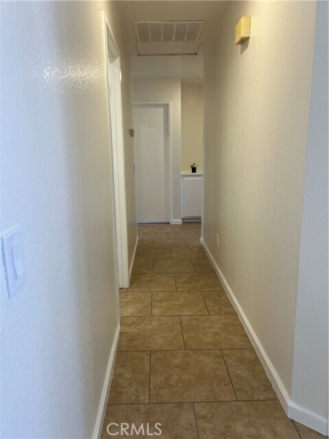 Building Photo - 14914 Binford Ave