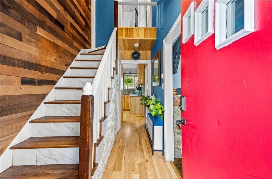 Building Photo - 26 Whipple Ave